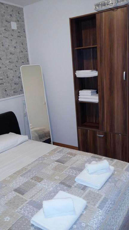 Apartmani Krijan Marina Buitenkant foto